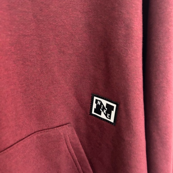 Nike Training Heritage logo hoodie in dark red Medium - Picture 4 of 6